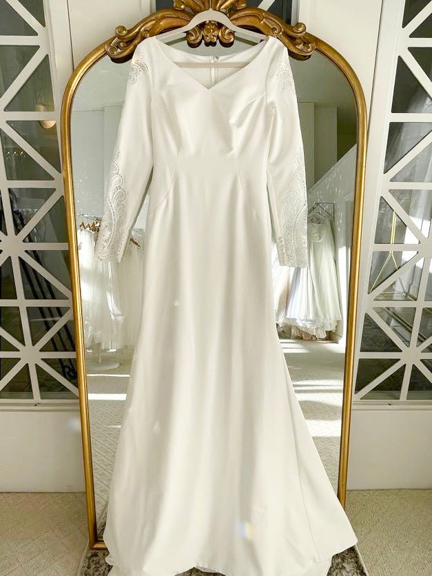 Monica Loretti Modest 8158